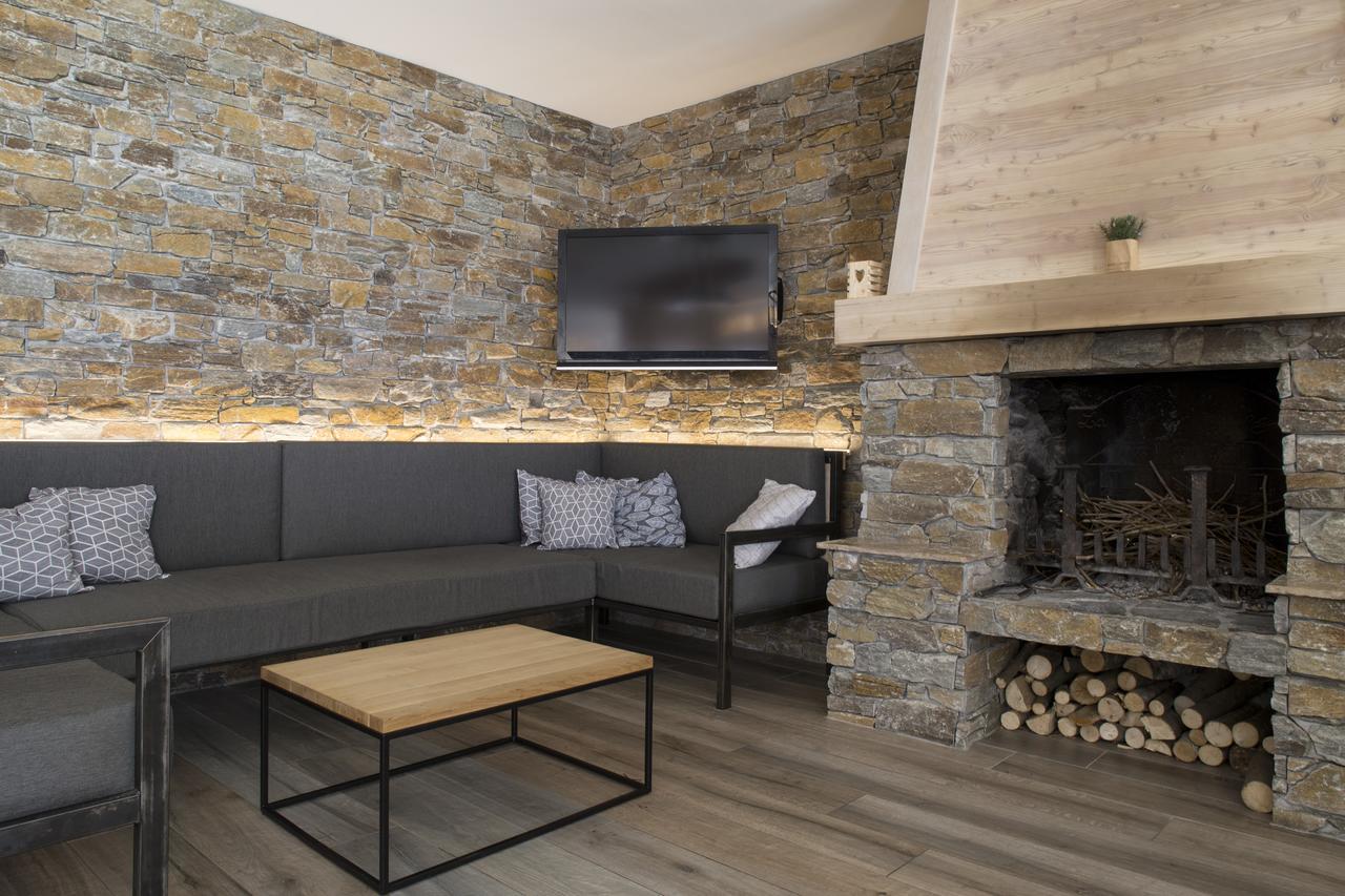 Auberge La Douce Montagne อัลมงต์ ภายนอก รูปภาพ
