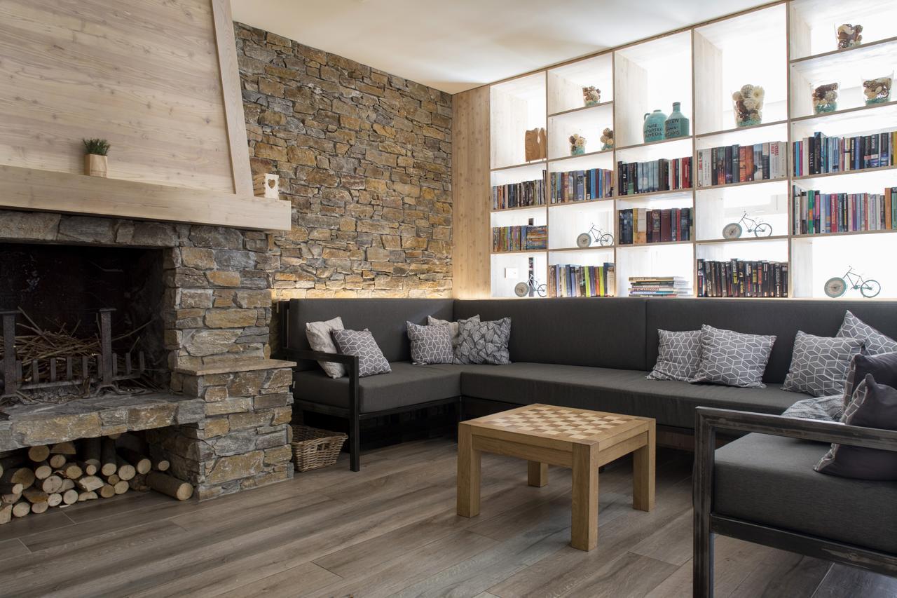 Auberge La Douce Montagne อัลมงต์ ภายนอก รูปภาพ